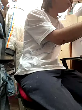 Snapshot of wSilEliaXm chatting on December 6, 7:21 am wSilEliaXm online show from December 6, 7:21 am