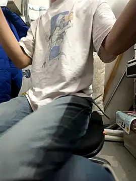 wSilEliaXm online show from December 22, 3:58 am