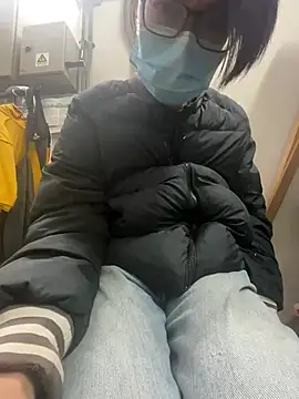 wSilEliaXm online show from February 18, 3:24 am