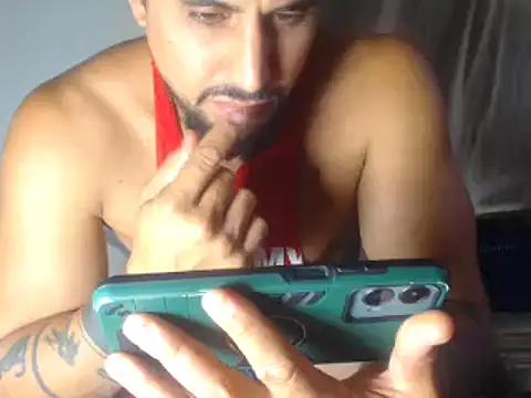 Snapshot of sebasx412 chatting on May 19, 9:32 pm sebasx412 online show from May 19, 9:32 pm