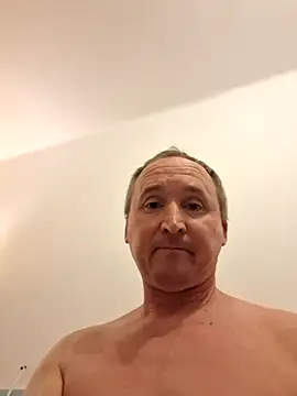 Snapshot of BlondeMisi chatting on March 24, 8:03 pm BlondeMisi online show from March 24, 8:03 pm