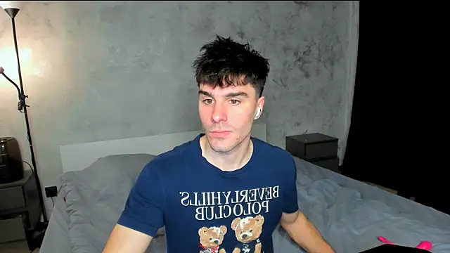 Snapshot of sam_huston chatting on June 3, 2:58 am sam huston online show from June 3, 2:58 am