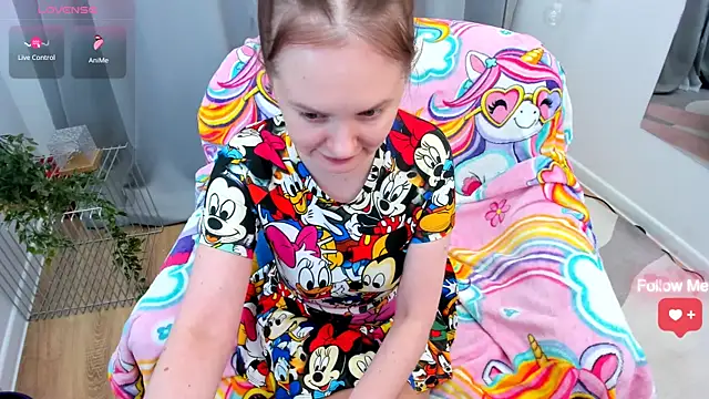 JannaVerdi  online show from April 7, 6:36 am