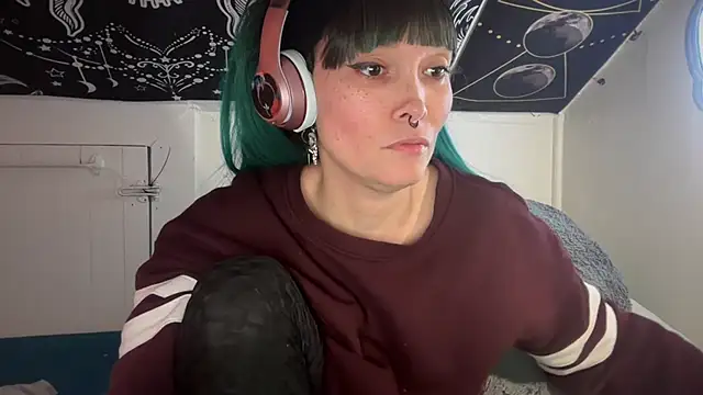 Snapshot of FRRANNKIE chatting on January 25, 6:12 am FRRANNKIE online show from January 25, 6:12 am