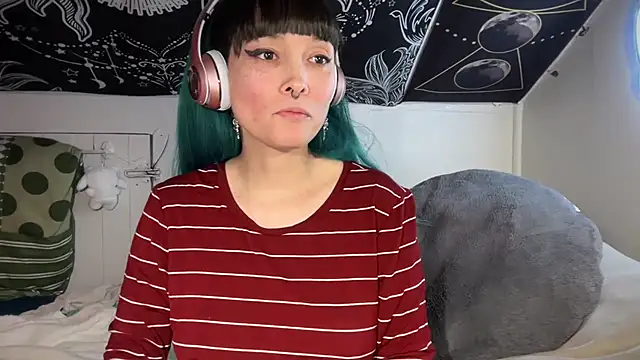 Snapshot of FRRANNKIE chatting on February 20, 10:48 am FRRANNKIE online show from February 20, 10:48 am