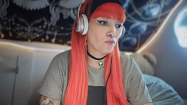 Snapshot of FRRANNKIE chatting on September 12, 8:31 pm FRRANNKIE online show from September 12, 8:31 pm