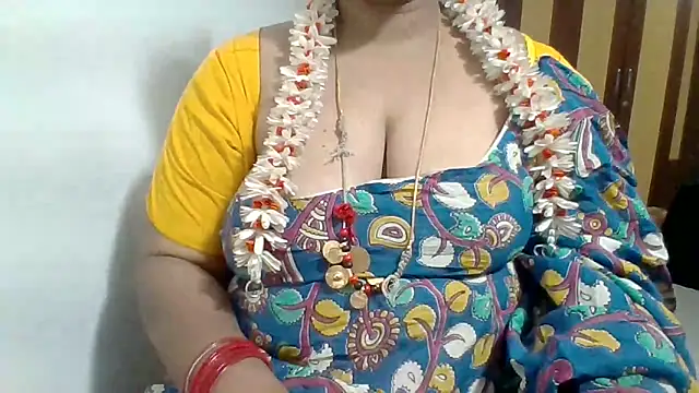 Snapshot of archanatelugu9 chatting on May 20, 12:06 am archanatelugu9 online show from May 20, 12:06 am