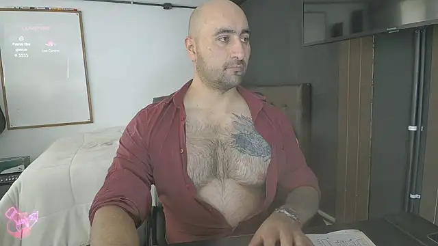 Snapshot of Leon_1234 chatting on July 22, 4:32 pm Leon 1234 online show from July 22, 4:32 pm