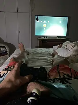 Snapshot of Dieselxxx09 chatting on February 23, 1:57 am Dieselxxx09 online show from February 23, 1:57 am