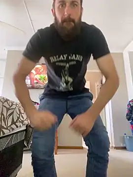 Snapshot of Dieselxxx09 chatting on October 29, 12:40 pm Dieselxxx09 online show from October 29, 12:40 pm