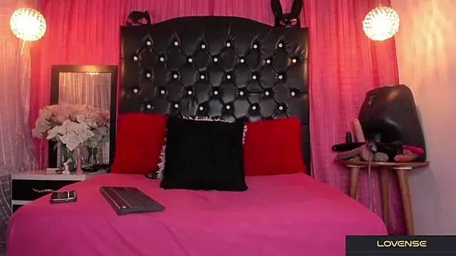 afrika queen online show from December 3, 12:51 am