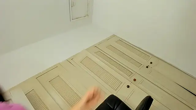 MissCarolinne online show from January 11, 1:16 am