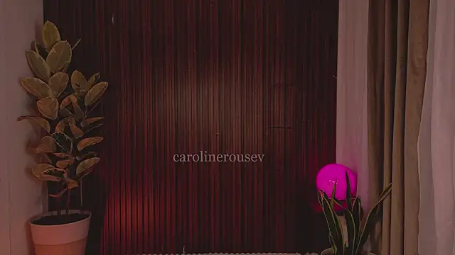 Snapshot of carolinerousev chatting on May 1, 7:07 pm carolinerousev online show from May 1, 7:07 pm