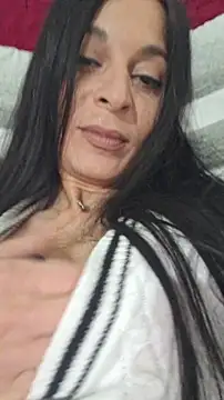 Snapshot of patatinahot87 chatting on February 19, 4:58 pm patatinahot87 online show from February 19, 4:58 pm