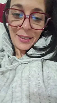 Snapshot of patatinahot87 chatting on February 21, 4:30 pm patatinahot87 online show from February 21, 4:30 pm