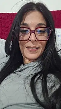 Snapshot of patatinahot87 chatting on March 3, 5:52 pm patatinahot87 online show from March 3, 5:52 pm