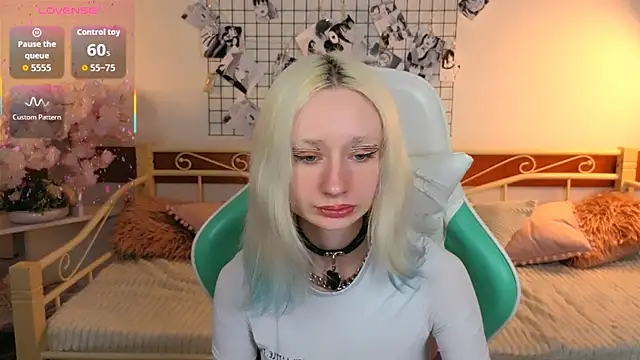 Katia Kim online show from March 10, 6:29 am