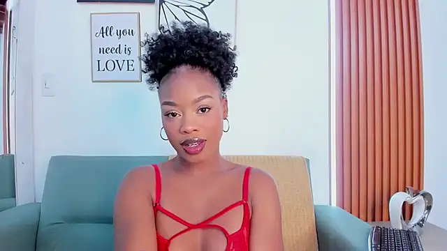 Snapshot of Madiison_Cooper chatting on September 21, 4:30 pm Madiison Cooper online show from September 21, 4:30 pm