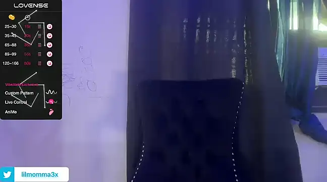 lil momma420 online show from December 5, 9:06 pm