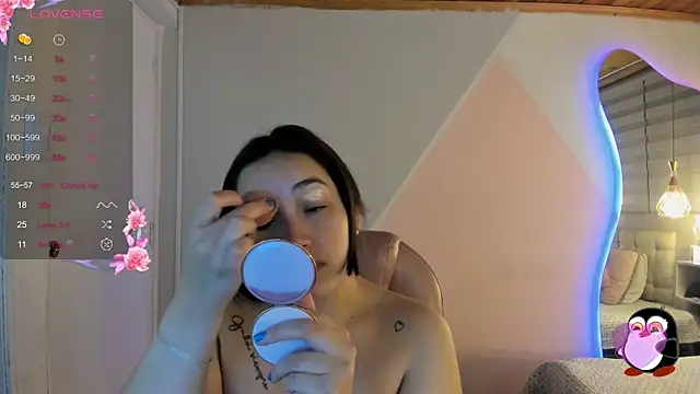Snapshot of cristal__hot_1 chatting on June 13, 5:05 am cristal hot 1 online show from June 13, 5:05 am