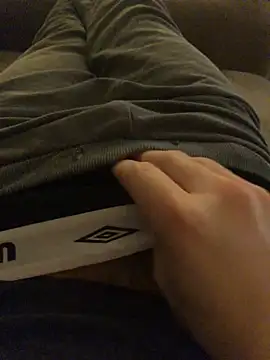 Snapshot of MoochedTape chatting on January 26, 8:25 am MoochedTape online show from January 26, 8:25 am