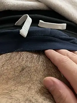 Snapshot of MoochedTape chatting on October 3, 8:33 am MoochedTape online show from October 3, 8:33 am