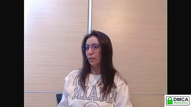 Sophi Cute online show from April 18, 11:47 am