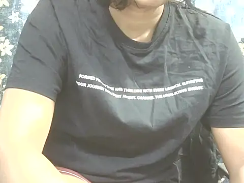 Supriya201 online show from April 11, 4:00 pm