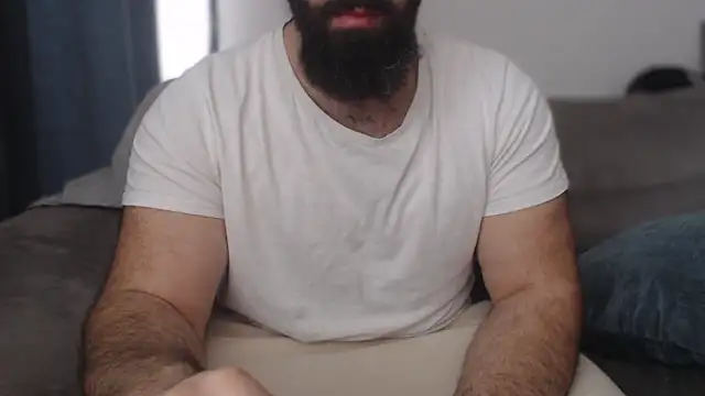 hugemachohandsome online show from February 8, 9:45 am