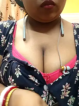 Sophiaboudi online show from January 20, 6:10 pm