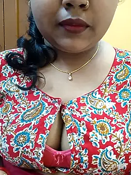 Sophiaboudi online show from March 6, 5:33 pm