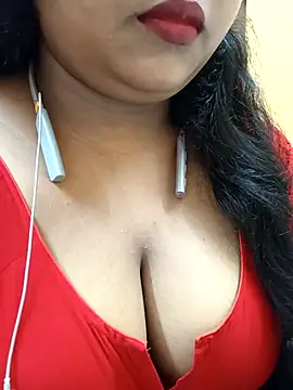 Sophiaboudi online show from September 24, 7:23 am