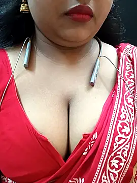 Sophiaboudi online show from October 17, 5:59 pm