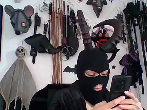 FeticheMacabre online show from May 15, 2:57 pm