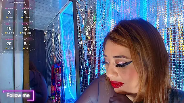 Snapshot of LatexDevil_Blondie chatting on November 14, 3:22 pm LatexDevil Blondie online show from November 14, 3:22 pm