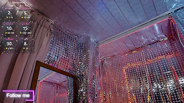 Snapshot of LatexDevil_Blondie chatting on November 27, 7:05 pm LatexDevil Blondie online show from November 27, 7:05 pm