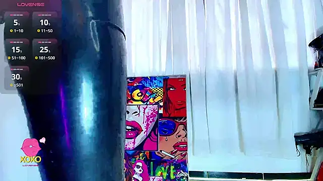 Snapshot of LatexDevil_Blondie chatting on January 31, 8:07 pm LatexDevil Blondie online show from January 31, 8:07 pm