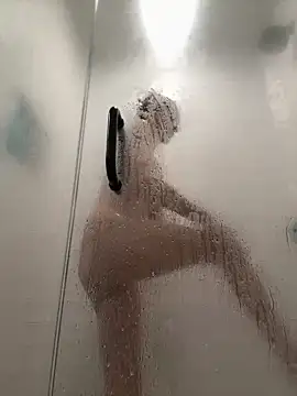 MessyNastyQueen online show from March 9, 5:06 pm