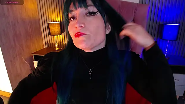 Snapshot of alicia_moom chatting on April 27, 7:56 pm alicia moom online show from April 27, 7:56 pm