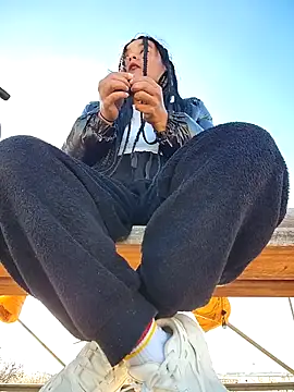 bellapaty online show from December 1, 10:42 am