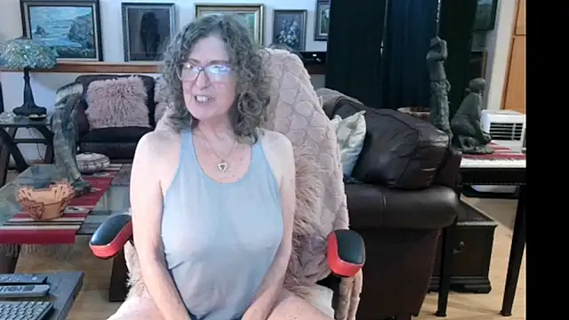 littlepistol01 online show from July 18, 3:49 pm