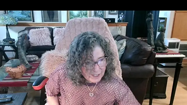 littlepistol01 online show from July 27, 7:32 pm