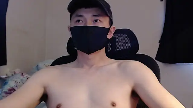 Snapshot of twbobo00715 chatting on January 3, 6:24 pm twbobo00715 online show from January 3, 6:24 pm