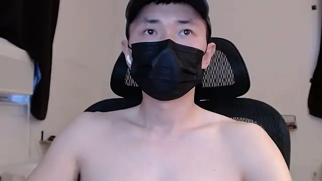 Snapshot of twbobo00715 chatting on March 17, 5:27 pm twbobo00715 online show from March 17, 5:27 pm