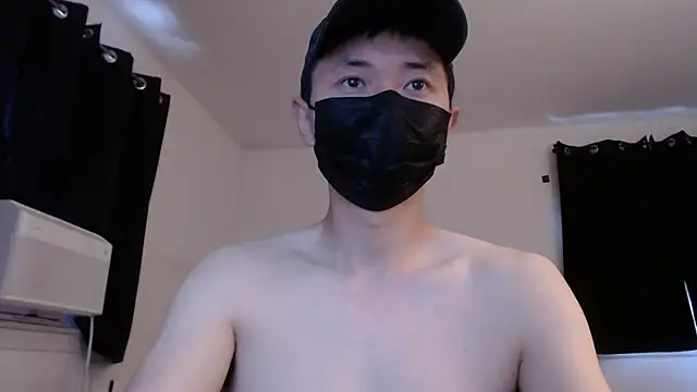 Snapshot of twbobo00715 chatting on September 12, 3:34 pm twbobo00715 online show from September 12, 3:34 pm