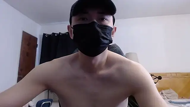 Snapshot of twbobo00715 chatting on March 17, 4:10 pm twbobo00715 online show from March 17, 4:10 pm