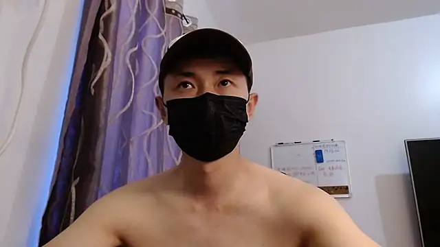 Snapshot of twbobo00715 chatting on August 1, 11:25 pm twbobo00715 online show from August 1, 11:25 pm