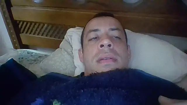 Snapshot of MachoScorpionCaralho chatting on June 21, 1:13 pm MachoScorpionCaralho online show from June 21, 1:13 pm