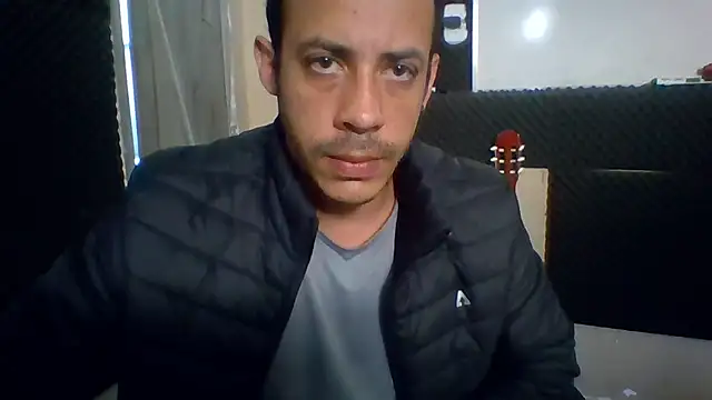 Snapshot of MachoScorpionCaralho chatting on July 3, 12:55 pm MachoScorpionCaralho online show from July 3, 12:55 pm