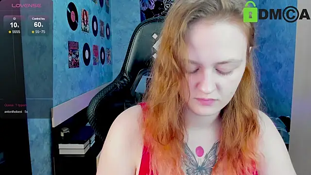 Snapshot of madness_lia chatting on December 17, 6:35 am madness lia online show from December 17, 6:35 am